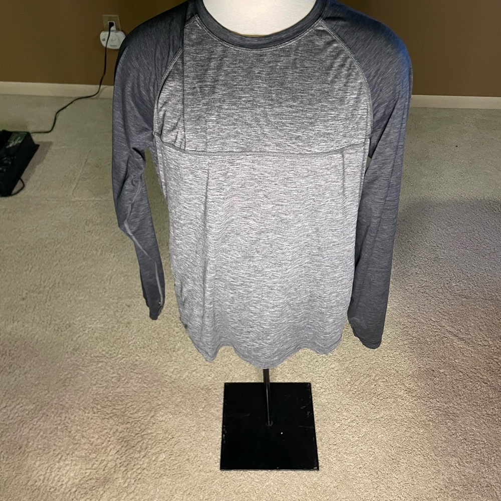 Medium American Eagle Outfitters 360 extreme flex
